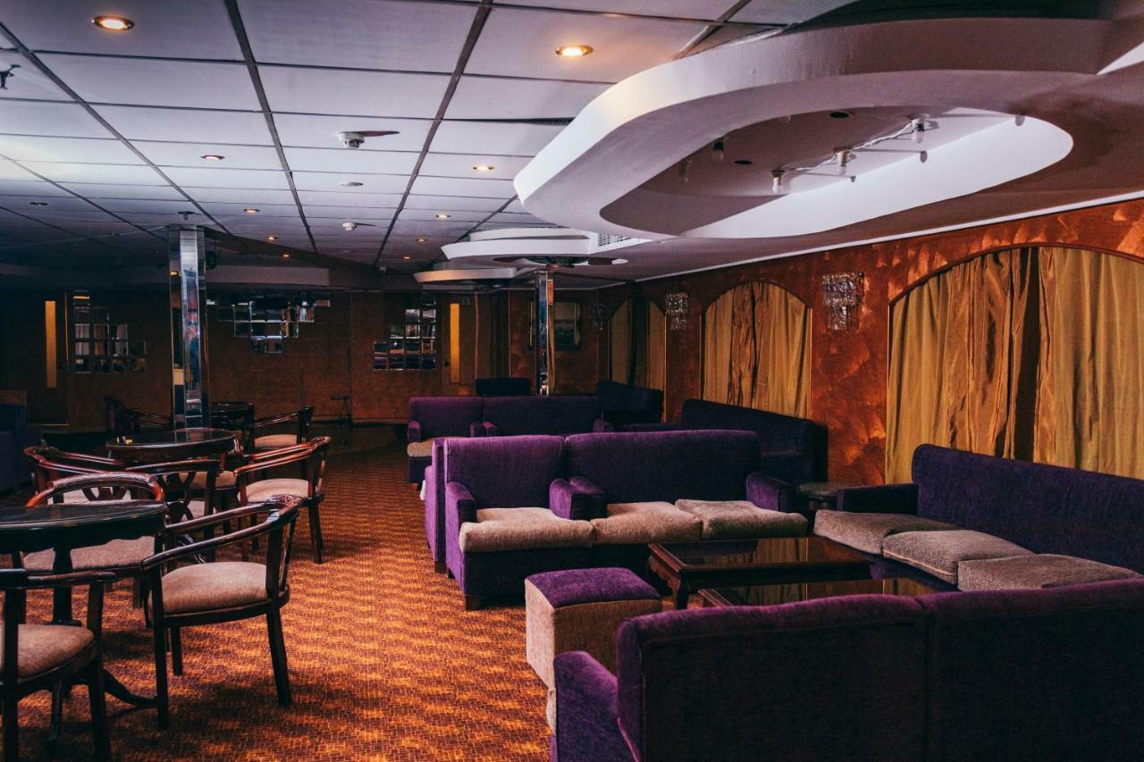 Hotel Ship Queen Isis Elminya Al-Minja Zewnętrze zdjęcie